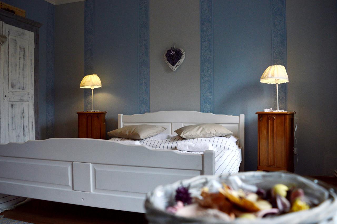 Bed and Breakfast Pollushof Panzio Es Etterem Csolnok Экстерьер фото